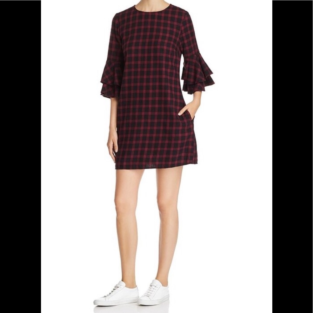 NWT Plaid Dress with sleeve details